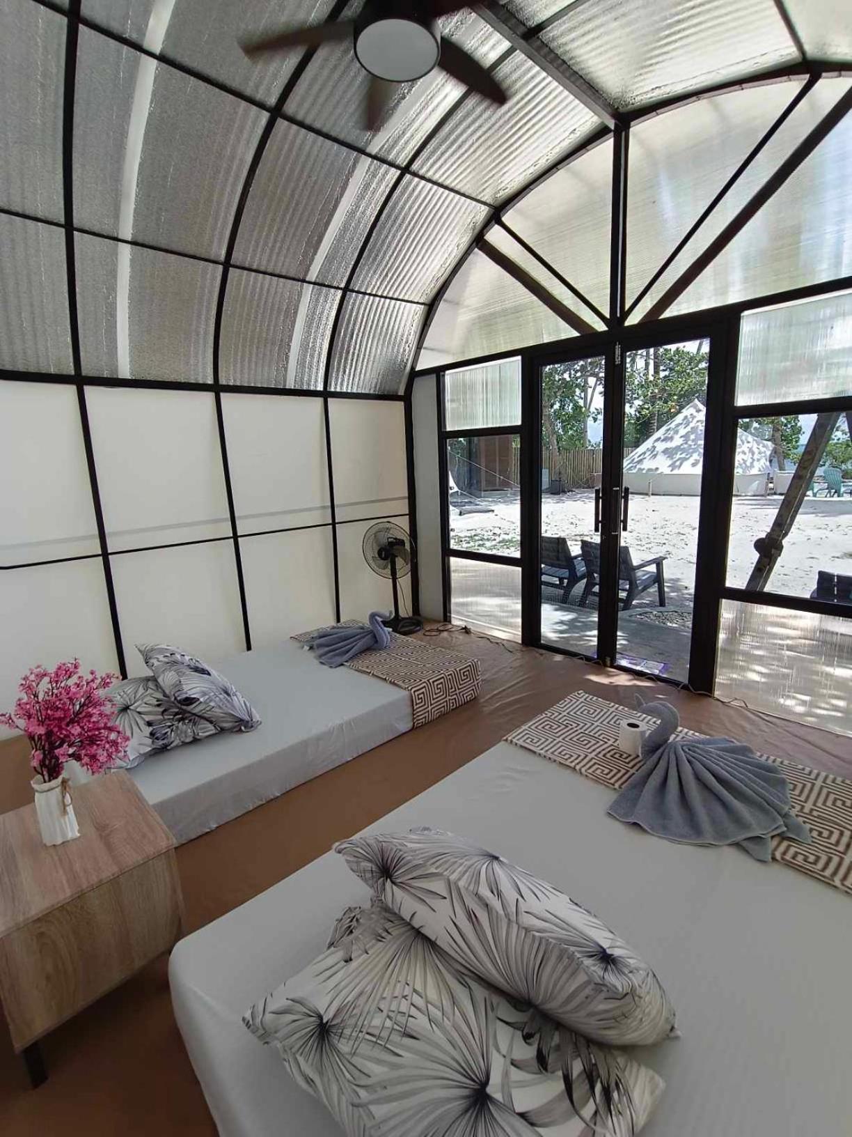 Siquijor Glamping Village 산후안 외부 사진
